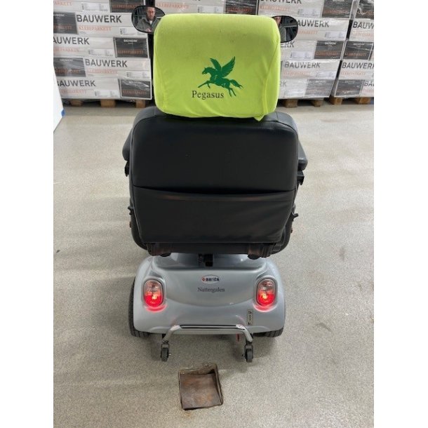 Peagus Nattergalen / Merits El-scooter Brugt